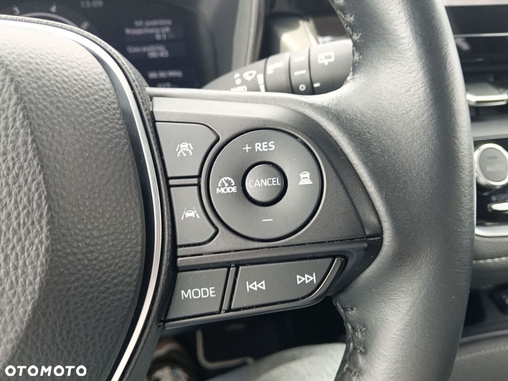 Toyota Corolla 1.8 Hybrid Style - 21