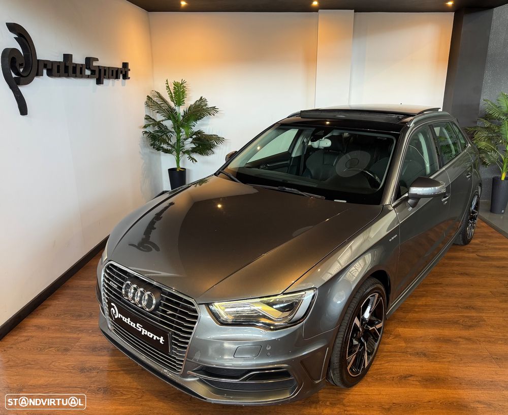 Audi A3 Sportback e-tron 1.4 TFSI S-line S tronic - 1