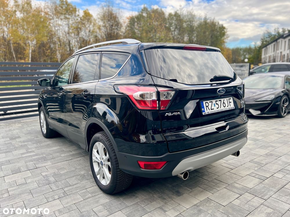 Ford Kuga 2.0 TDCi 4x4 Titanium - 4