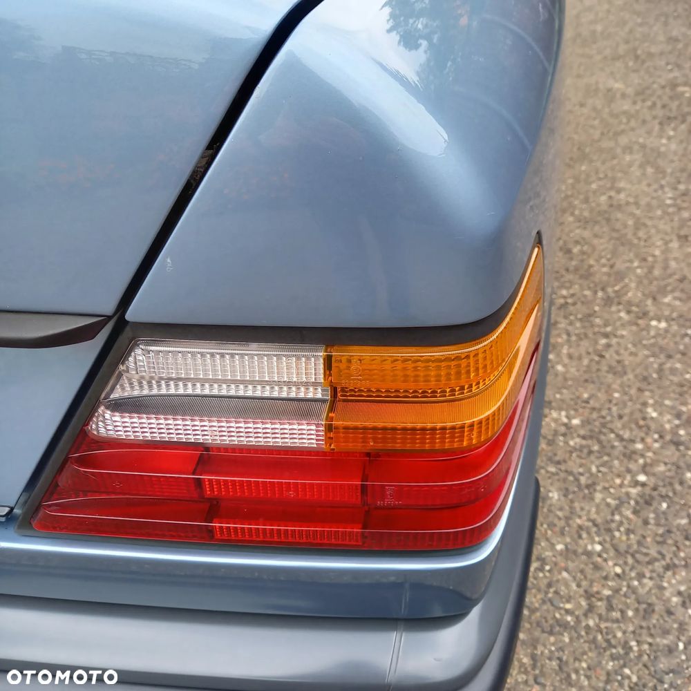 Mercedes-Benz W124 (1984-1993) - 38