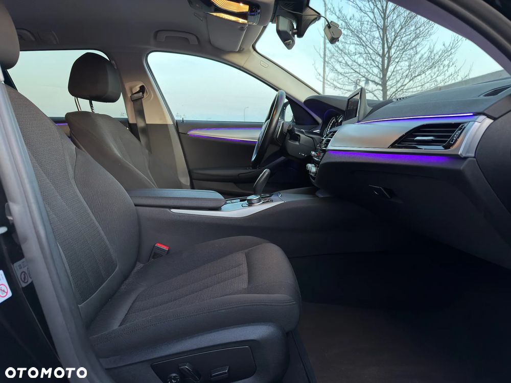 BMW Seria 5 520d - 11