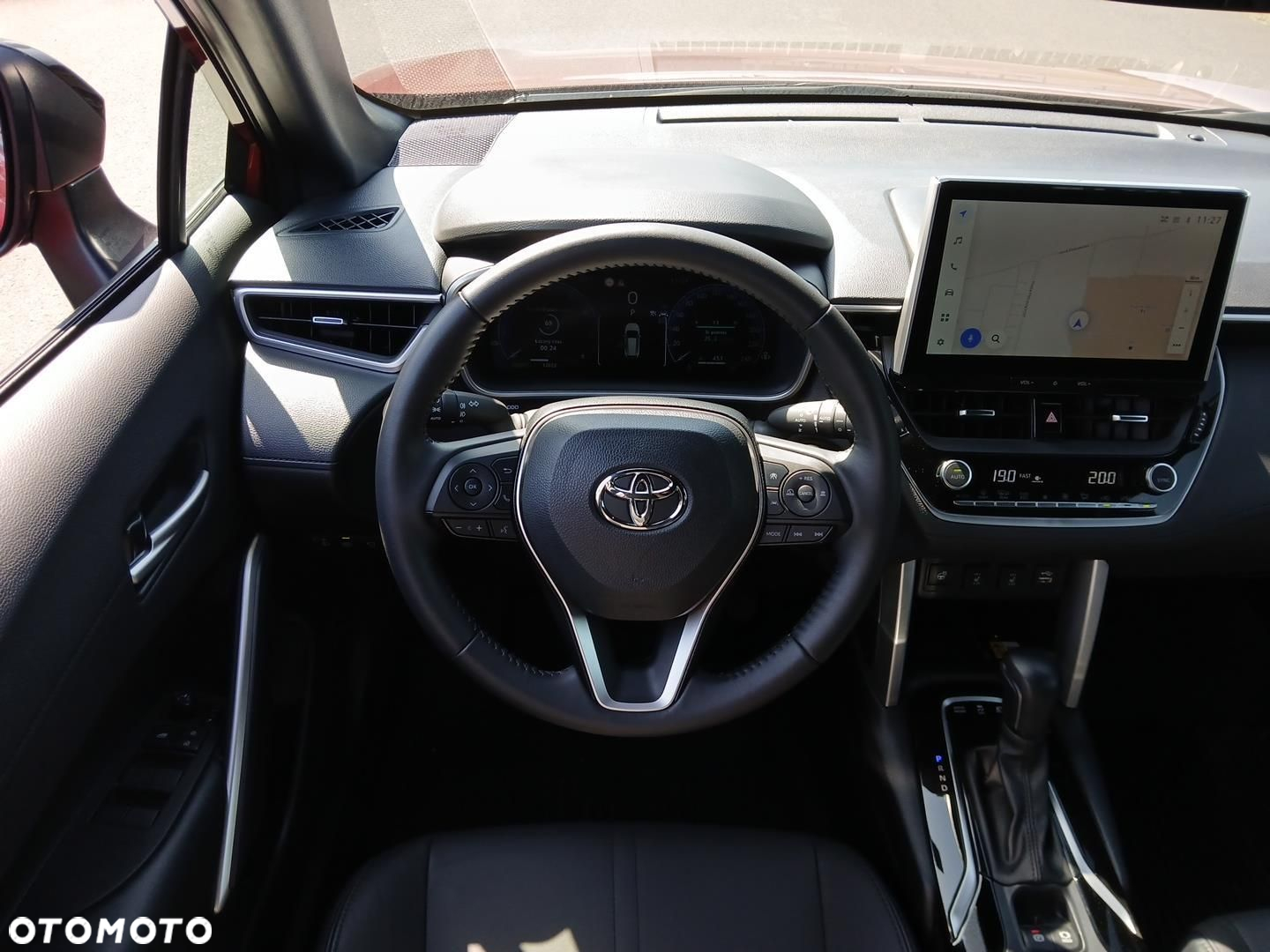 Toyota Corolla Cross 2.0 Hybrid Executive - 23