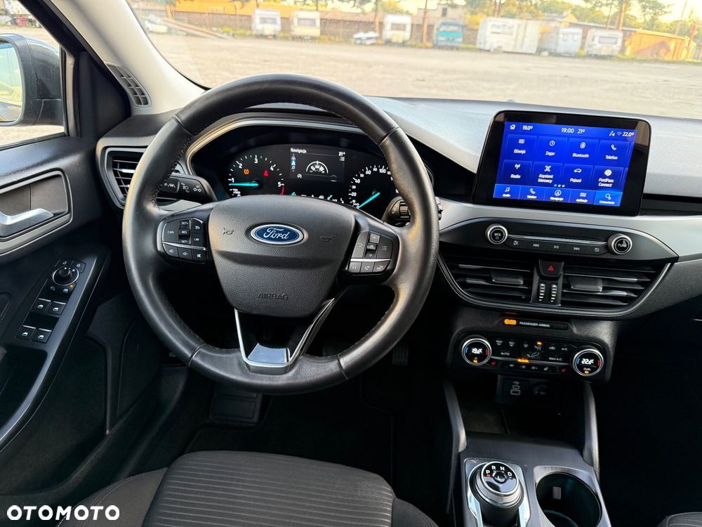 Ford Focus 1.5 EcoBlue Start-Stopp-System TITANIUM - 4