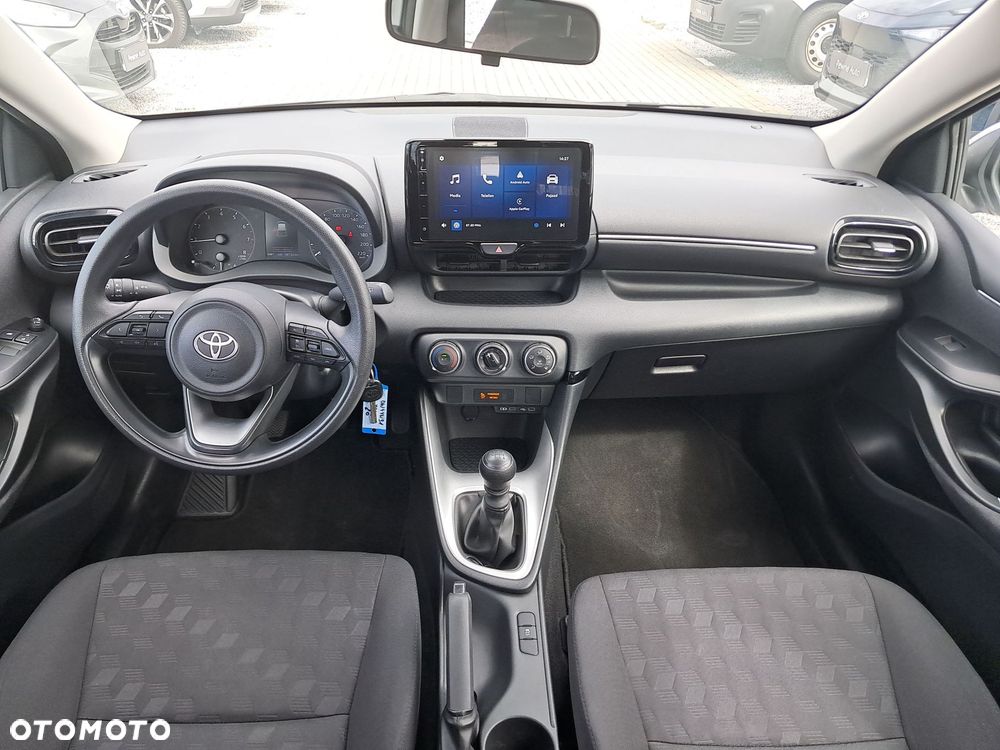 Toyota Yaris 1.5 Active - 11
