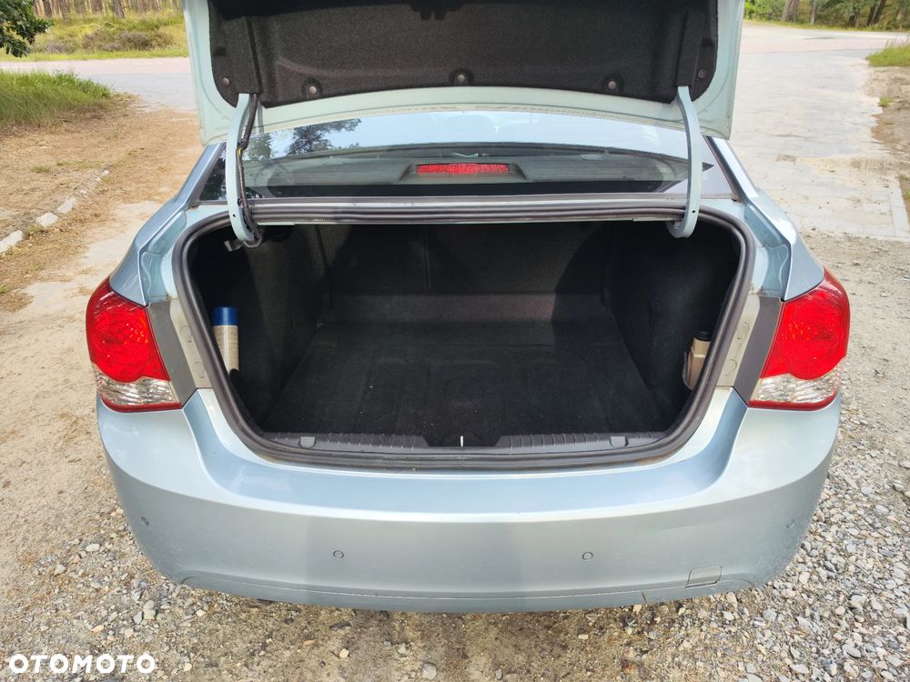 Chevrolet Cruze 1.6 LS - 5