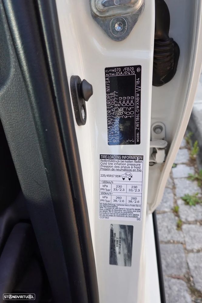 Toyota Auris Touring Sports 1.8 HSD Freestyle - 31