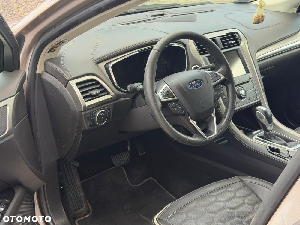 Ford Mondeo Vignale 2.0 TDCi PowerShift - 14