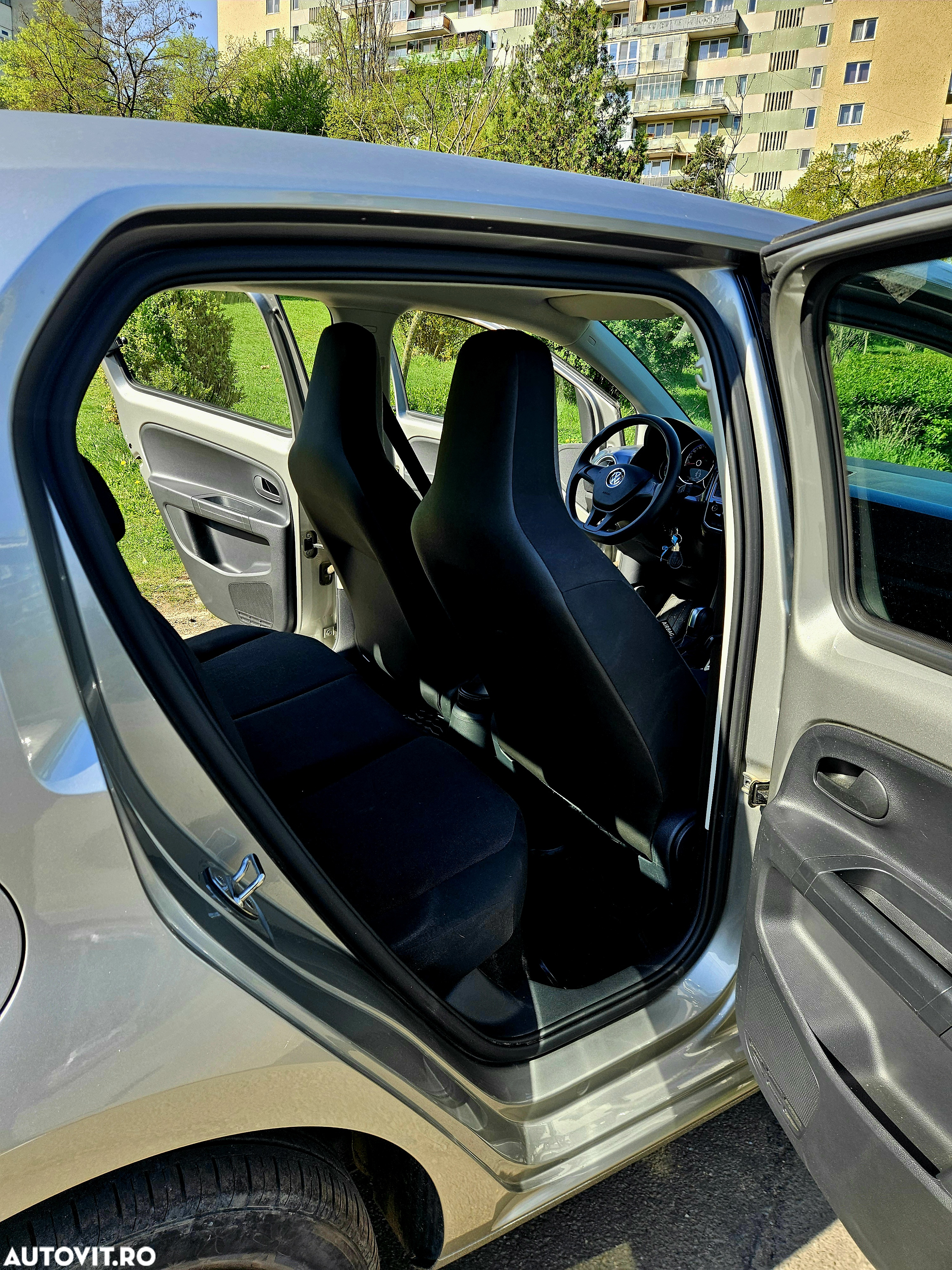 Volkswagen up! e-up! 32.3 kWh - 9