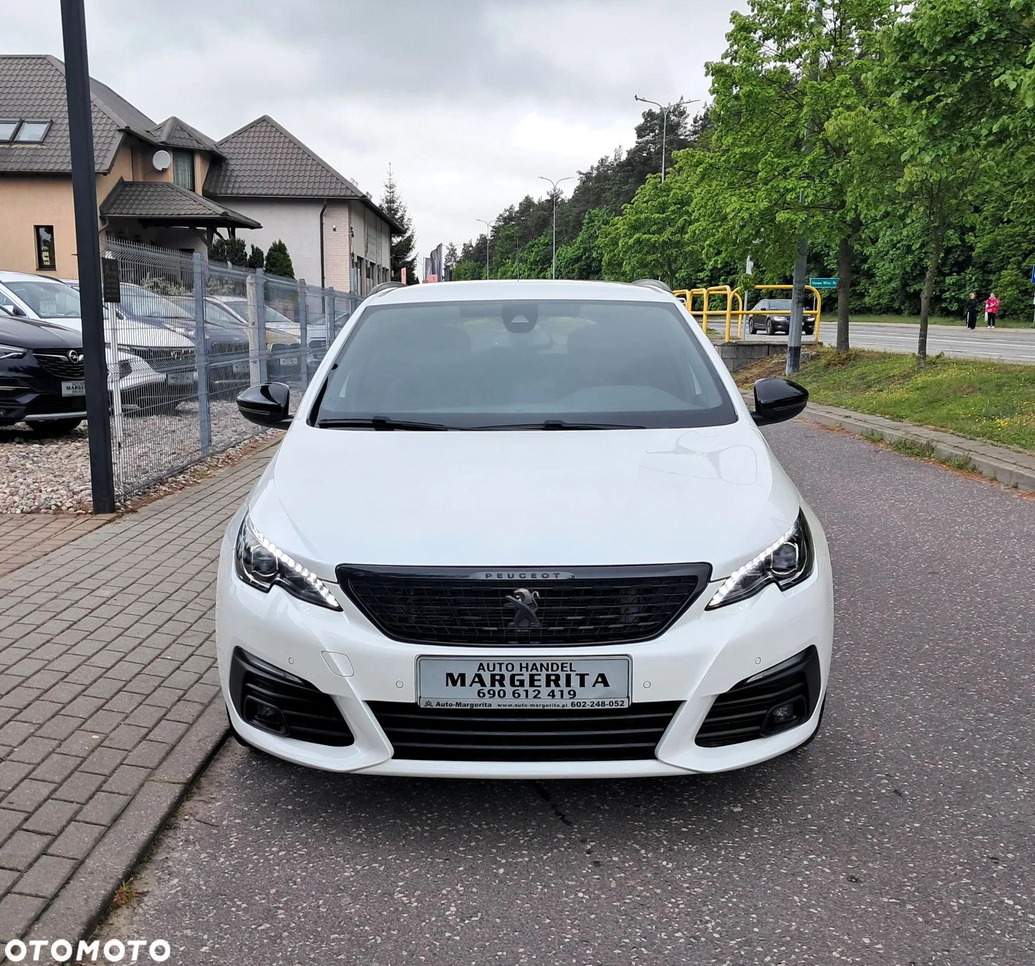 Peugeot 308 SW BlueHDi 130 EAT8 Stop & Start GT - 33