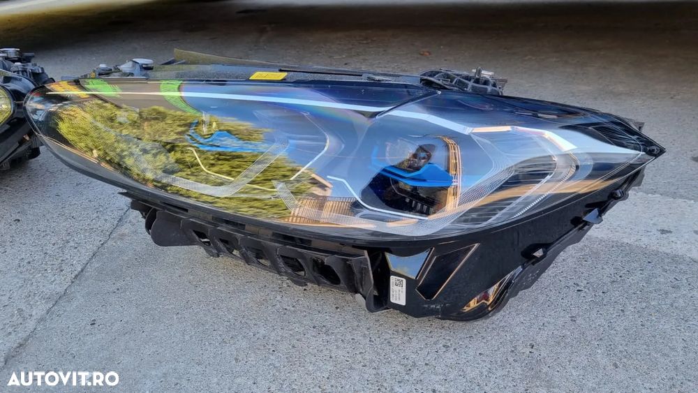 Faruri laser BMW seria 4 model G22 G26 - 8