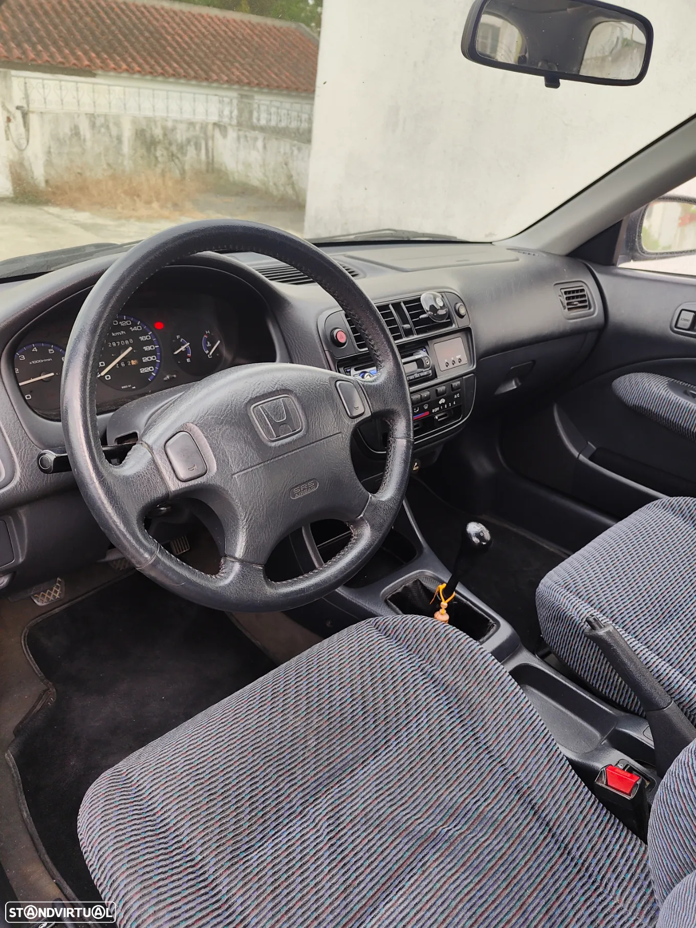 Honda Civic 1.5i LS - 5