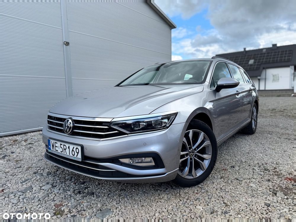 Volkswagen Passat - 2