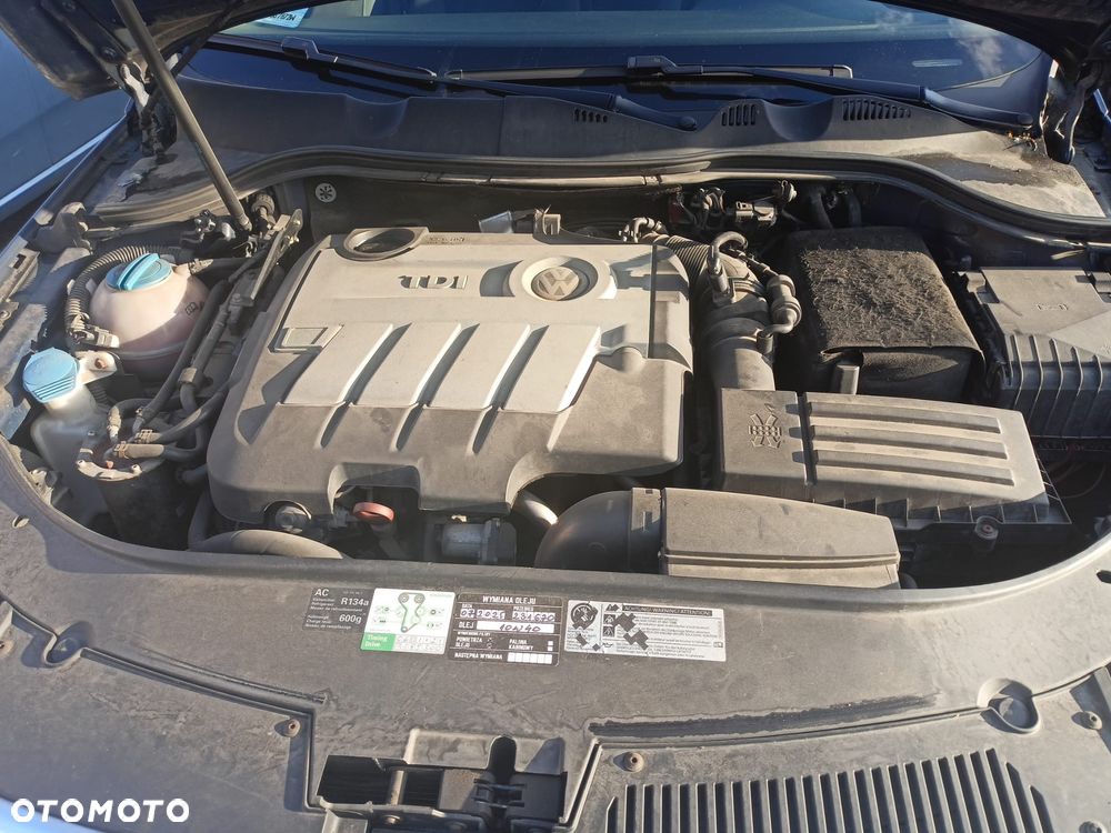 Volkswagen Passat - 6