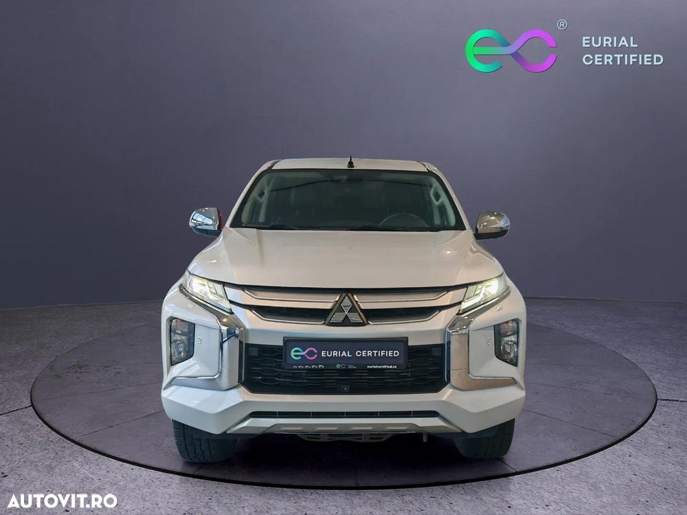 Mitsubishi L200 Double Cab 2.2 DI-D A/T Intense - 3
