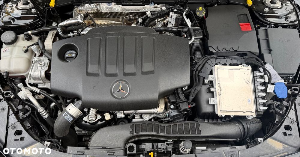Mercedes-Benz CLA 180 d 8G-DCT Special Edition - 32