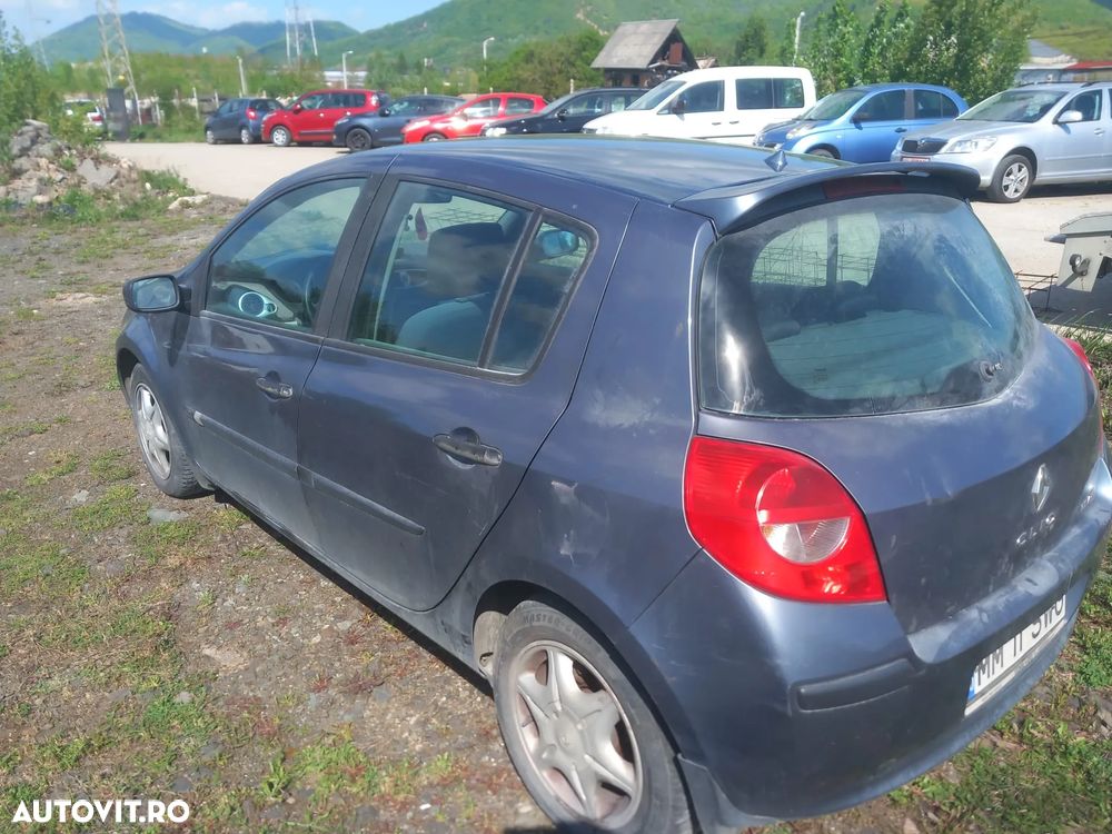 Renault Clio - 5