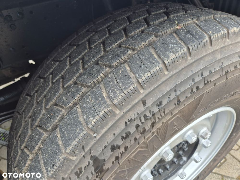 MAN TGS 18.360 / CYSTERNA / PALIWA + OLEJE / ADR / EURO 5 / 11M3 / 3 KOMORY / KABINA SYPIALNIANA / 1WŁ - 23