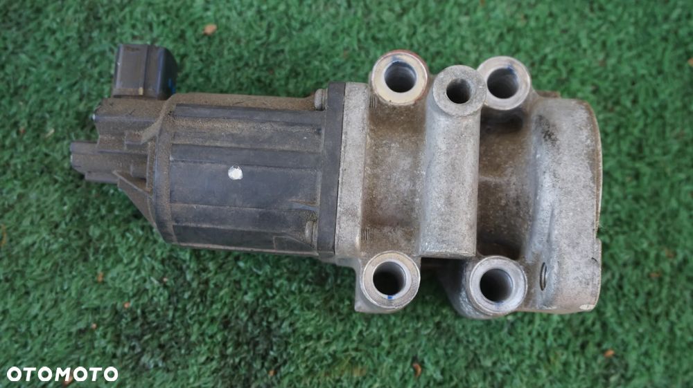 Mitsubishi Pajero IV 3.2 DID 5D Long zawor EGR 1582A037 K5T70081 - 2