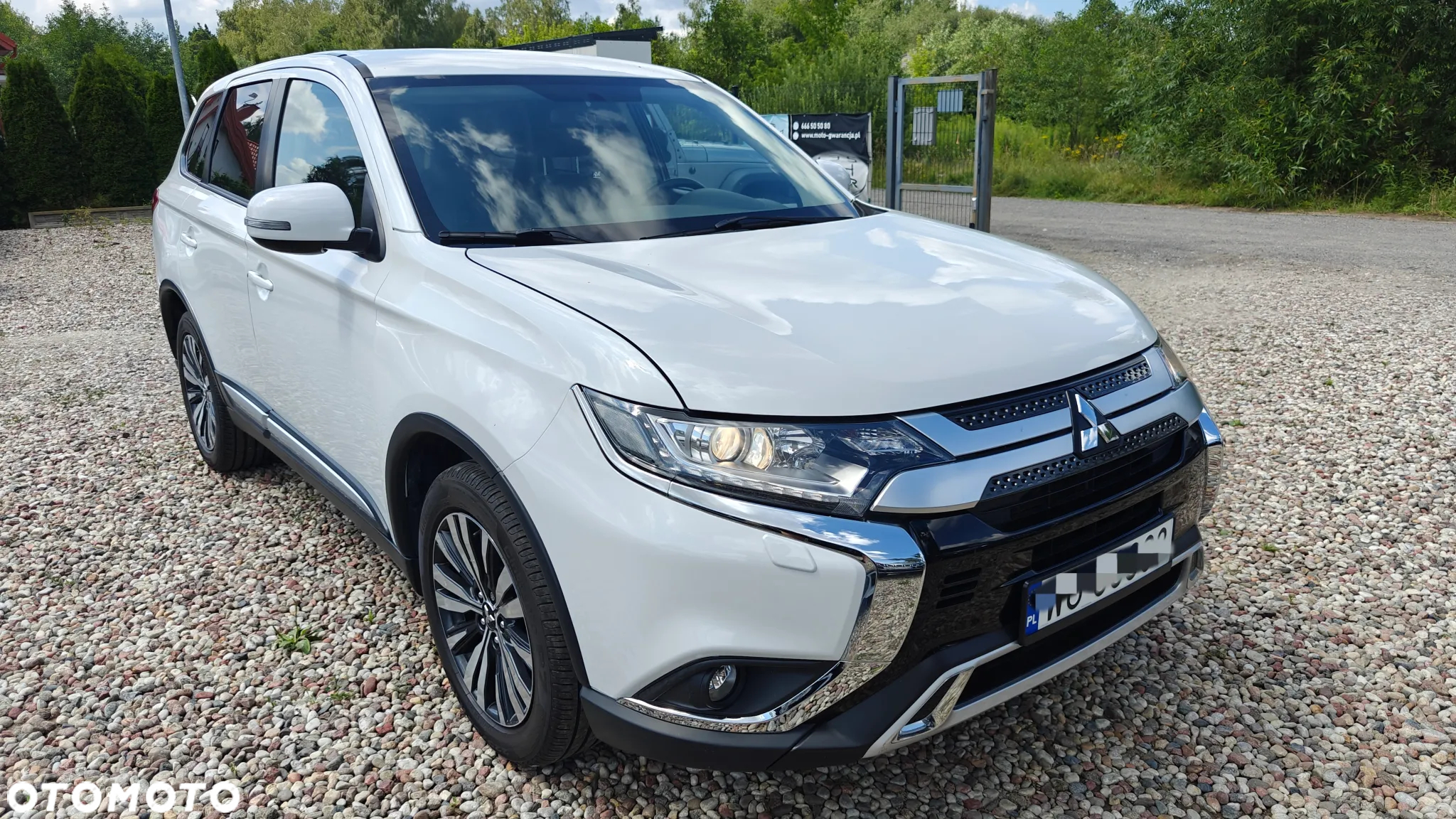 Mitsubishi Outlander 2.4 4WD CVT Instyle - 9