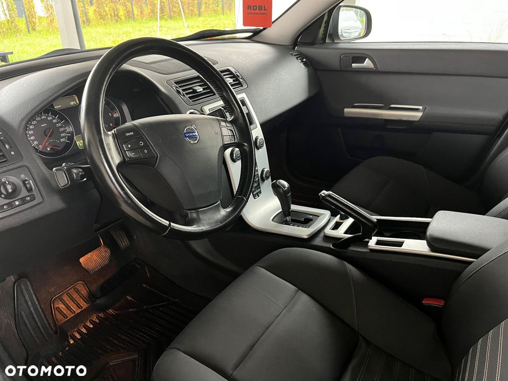 Volvo V50 - 12