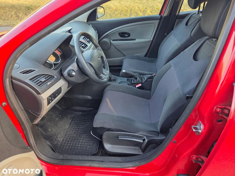 Renault Megane 1.6 16V 100 Authentique - 12