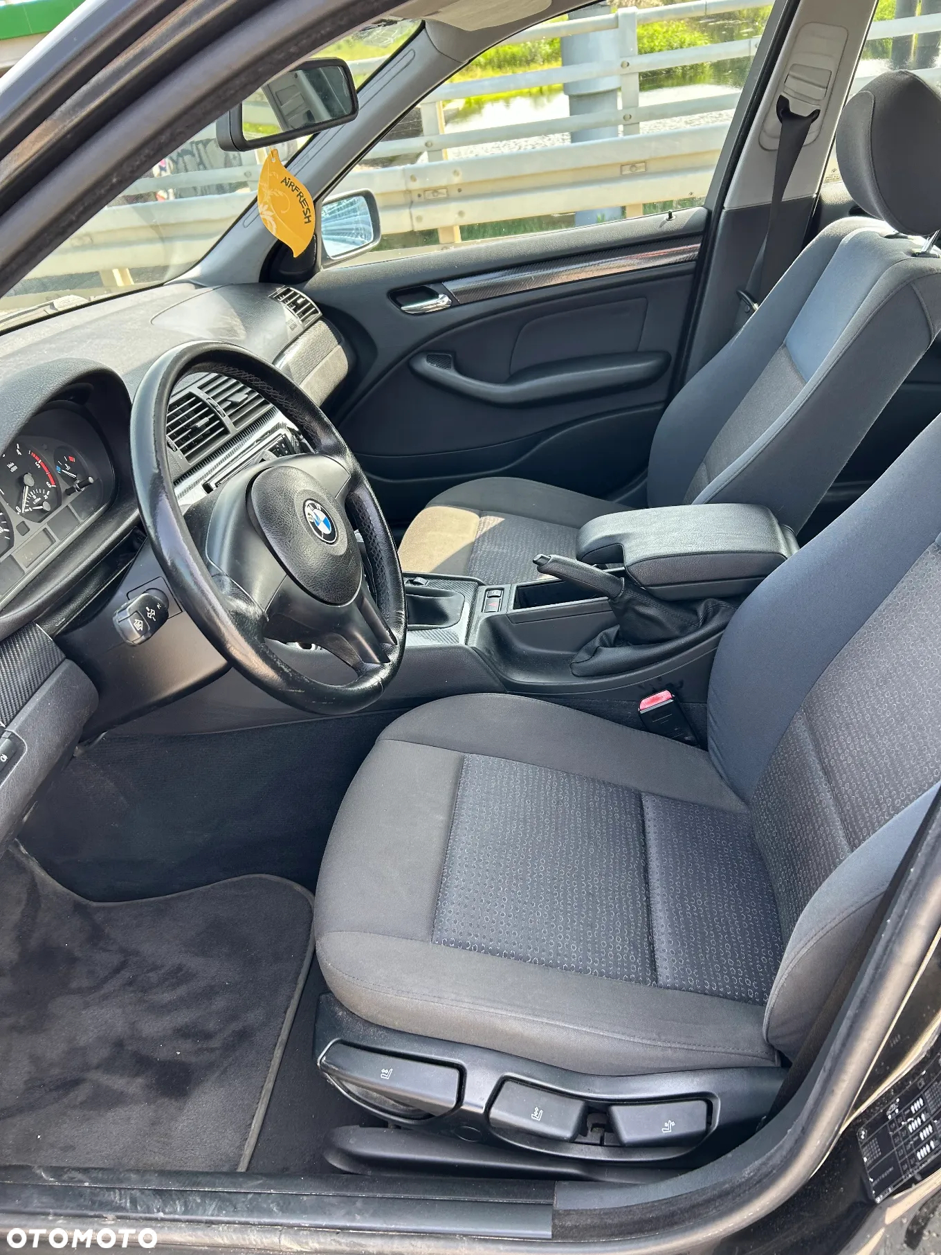 BMW Seria 3 318d - 11