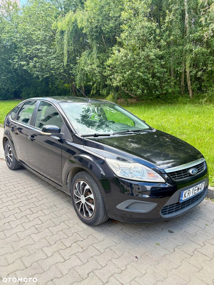 Ford Focus 1.6 Ambiente - 1