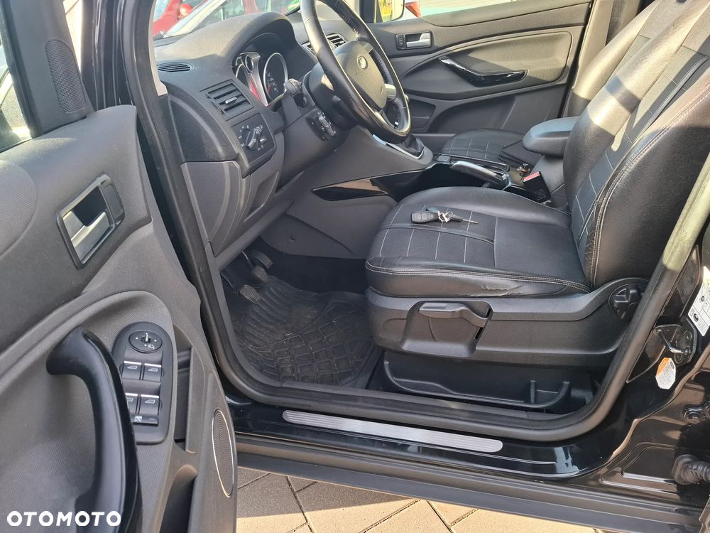 Ford Kuga 2.0 TDCi 4WD Titanium - 19