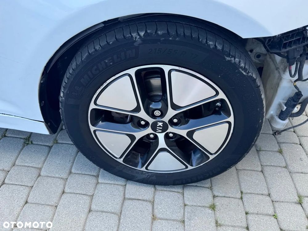 Kia Optima - 31