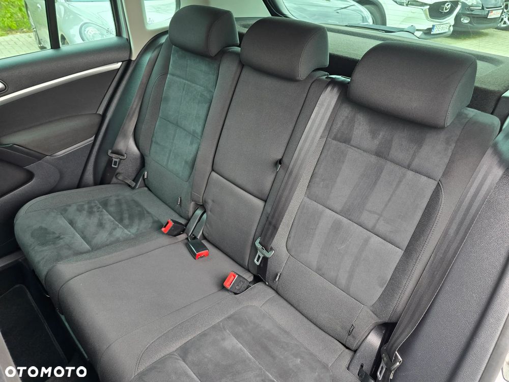 Volkswagen Tiguan - 13