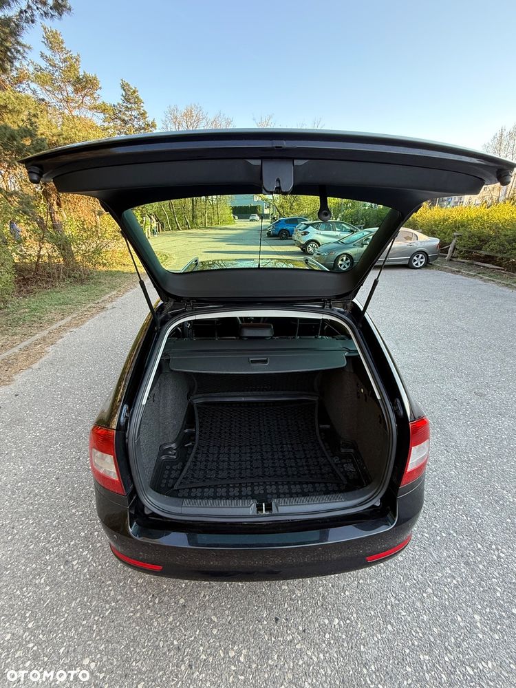 Skoda Octavia 1.8 TSI DSG Laurin & Klement - 19