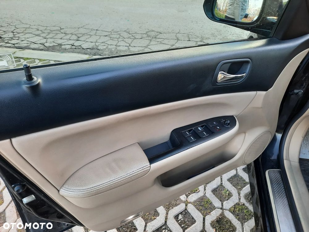 Honda Accord 2.0 Executive - 18