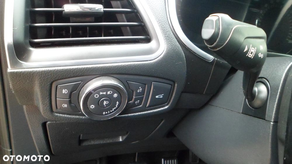 Ford S-Max 2.0 TDCi Titanium - 11