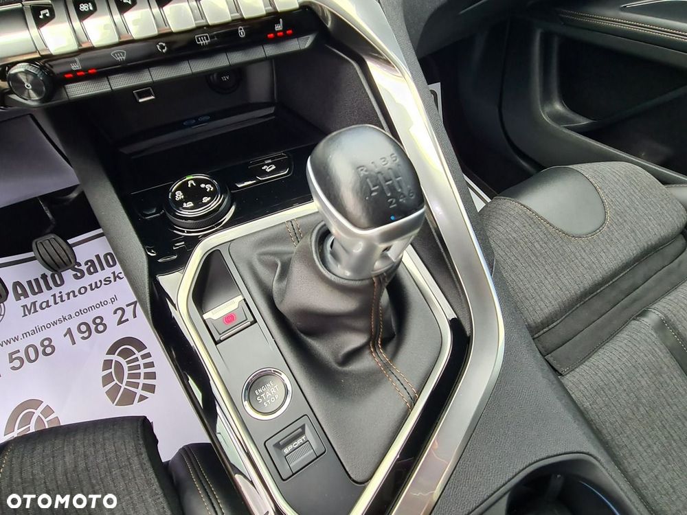 Peugeot 5008 1.5 BlueHDi GT S&S - 29