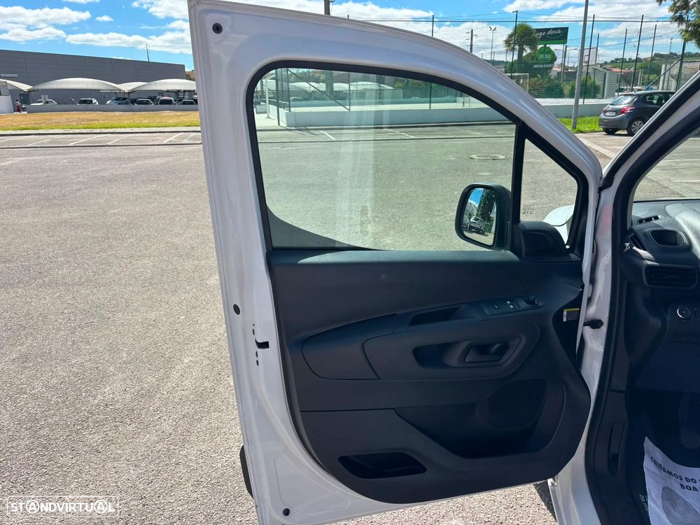 Opel Combo 1.5 CDTi 102cv L1H1 ENJOY - AC - IVA DEDUTÍVEL - 22