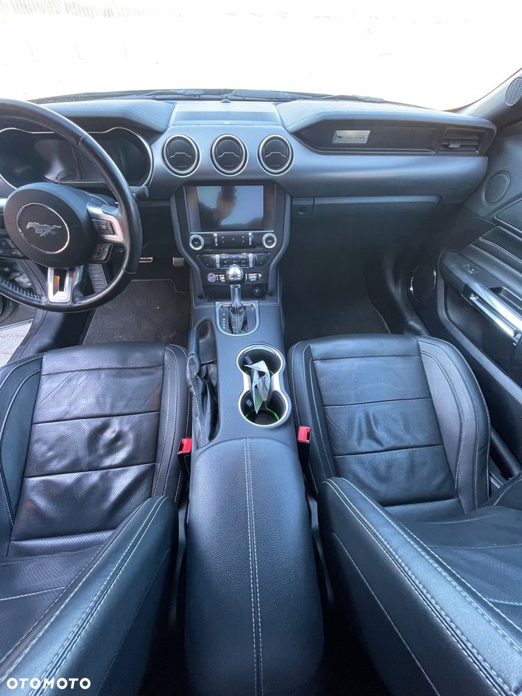 Ford Mustang - 15