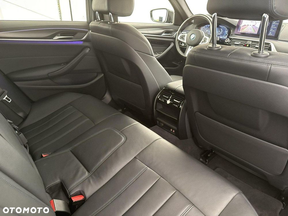 BMW Seria 5 - 23