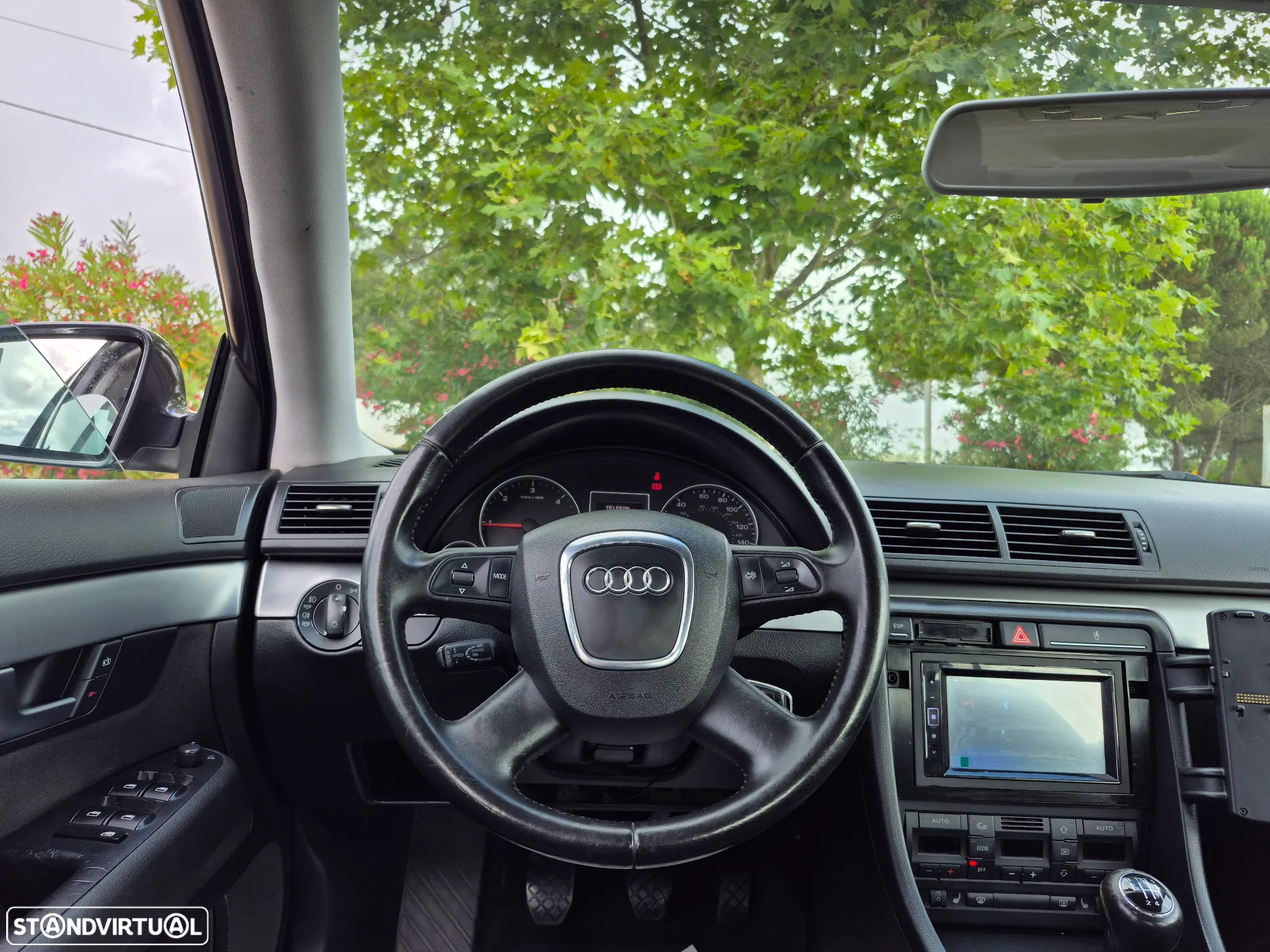 Audi A4 2.0 TDI - 10