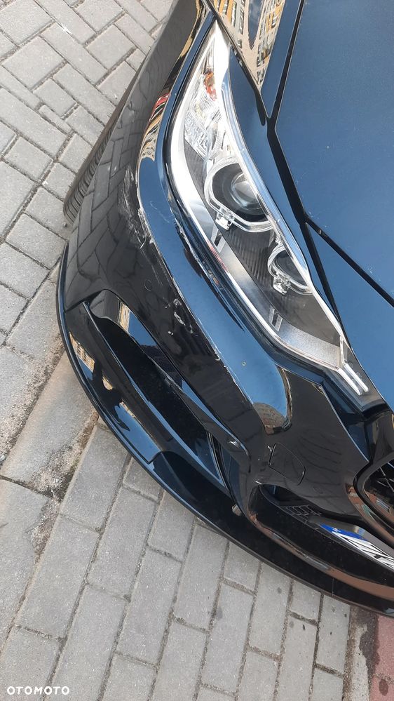 BMW Seria 3 328i xDrive Sport-Aut Luxury Line - 40