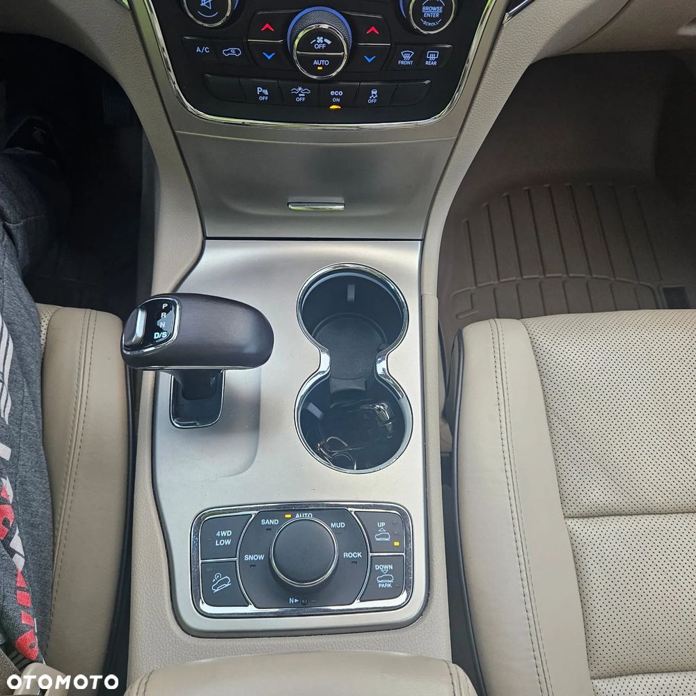 Jeep Grand Cherokee - 6