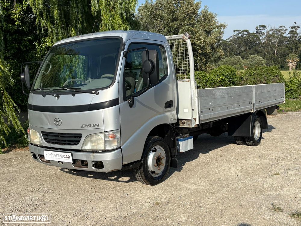 Toyota Dyna 3.0 D-4D - 1
