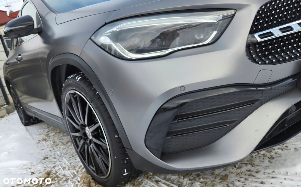 Mercedes-Benz GLA 250e AMG Line - 35