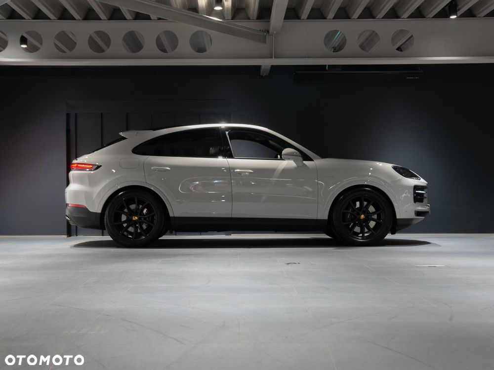 Porsche Cayenne S E-Hybrid PHEV - 6