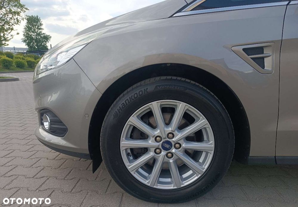Ford S-Max - 12