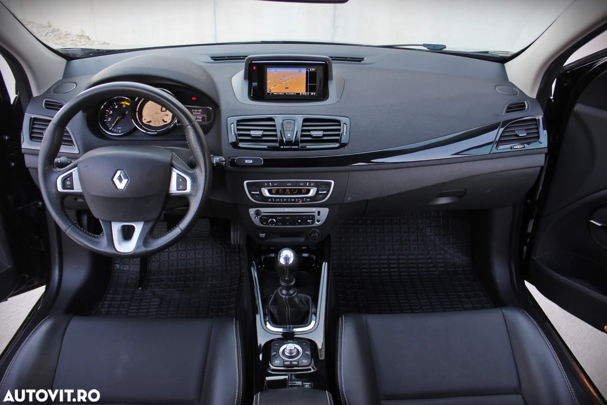 Renault Megane ENERGY dCi 110 Start & Stop Bose Edition - 5
