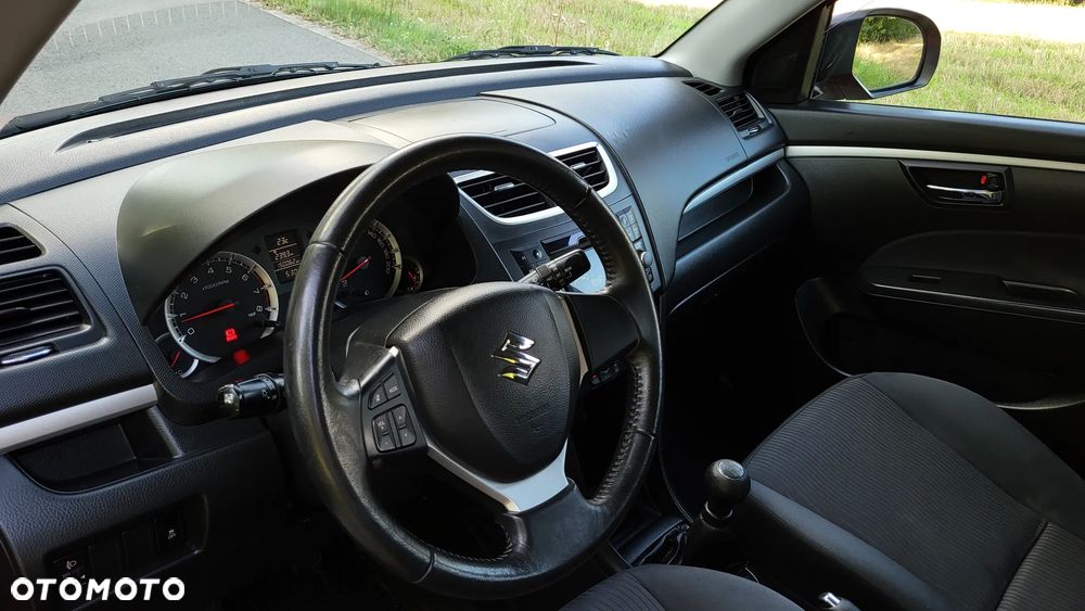 Suzuki Swift - 18