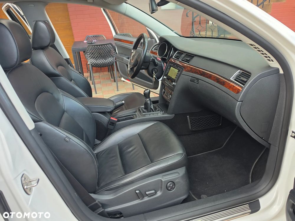 Skoda Superb 2.0 TDI Exclusive - 15