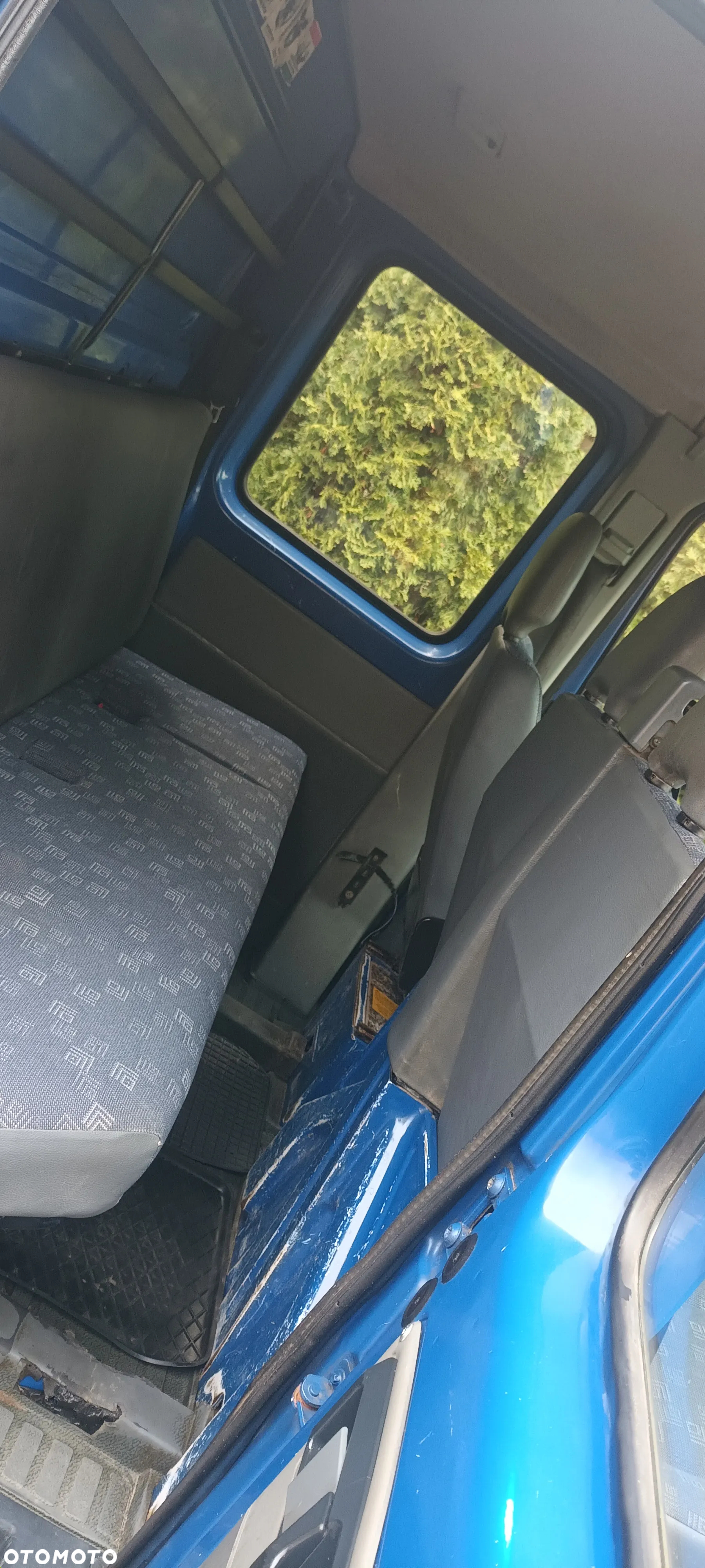 Mercedes-Benz Sprinter - 4