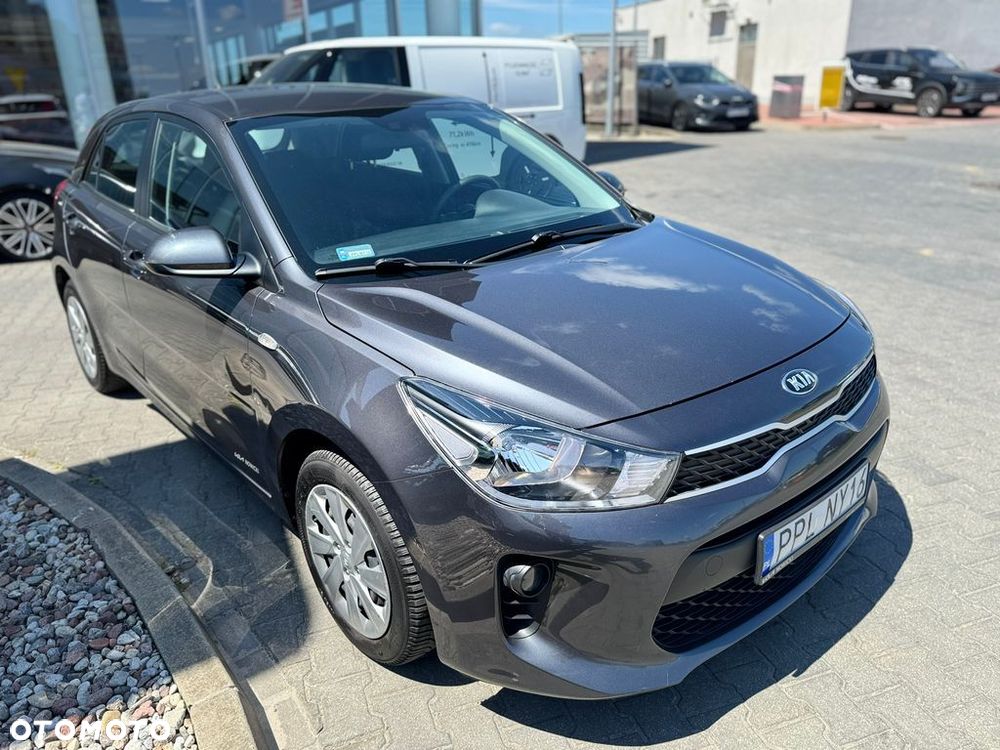 Kia Rio 1.2 M - 8