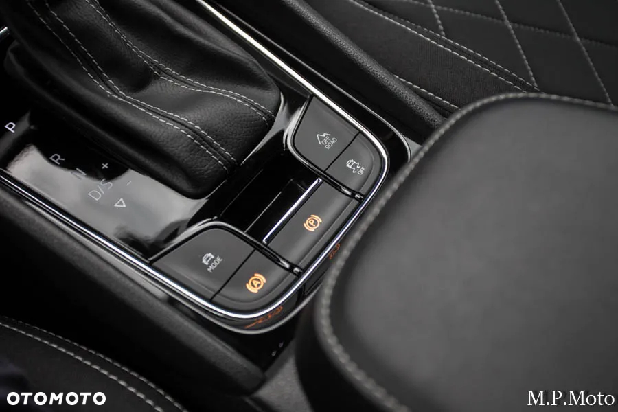 Skoda Karoq 2.0 TSI 4x4 Sportline DSG - 26